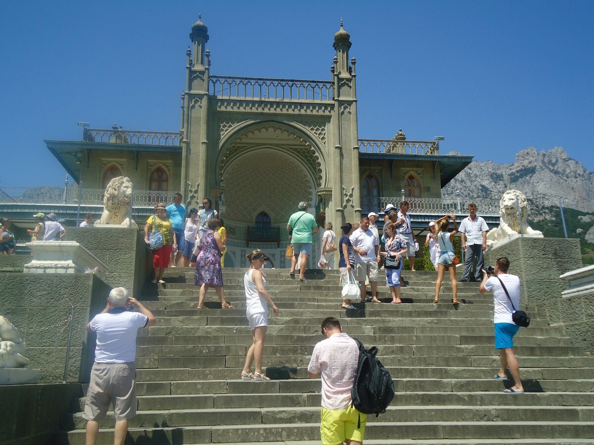 Воронцовский дворец. Южный фасад