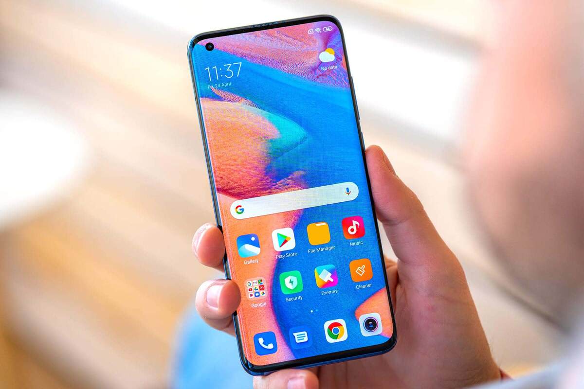 Xiaomi mi 10. Источник фото: сайт - https://clck.ru/RXMwq