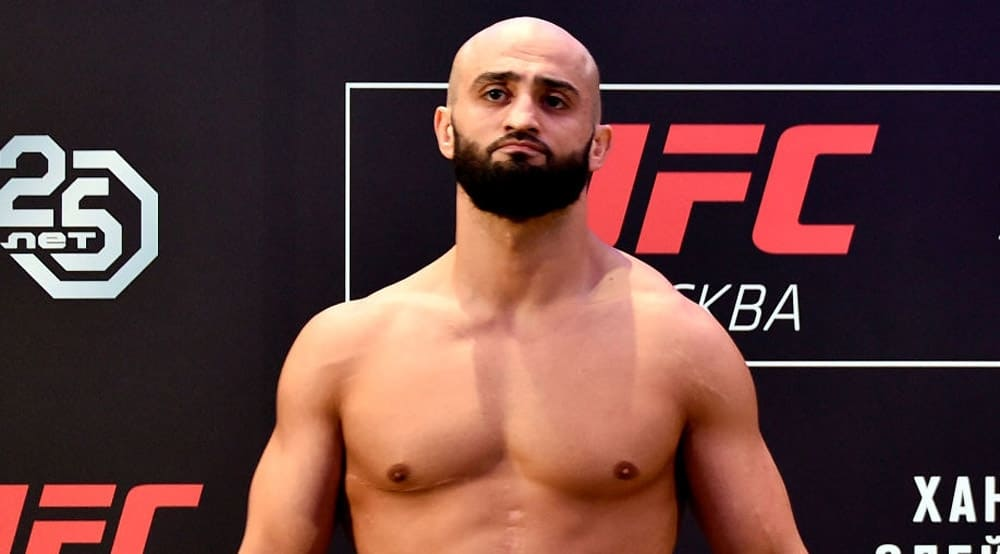 https://fighttime.ru/news/item/18131-adam-yandiev-vybyvaet-iz-sostava-uchastnikov-turnira-ufc-242.html