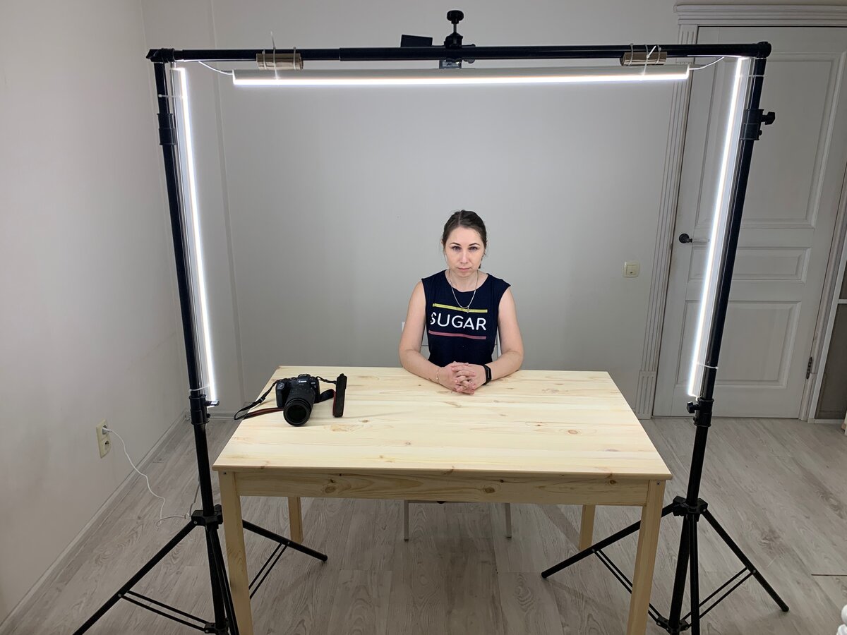 Изготовление видео урока. Домашняя фотостудия. Студия Блоггера. Стол для домашней фотостудии. Портативный свет для фотосъемки.
