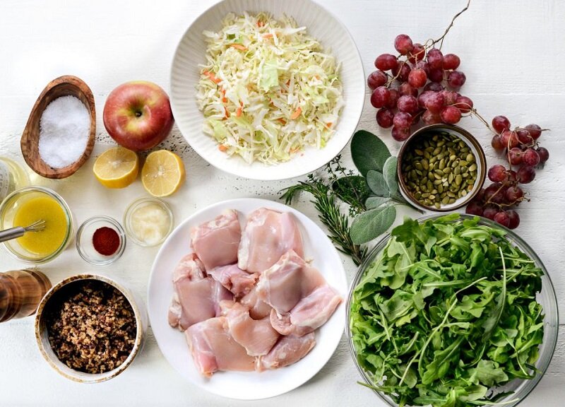 Замечательный салат с виноградом и без майонеза – к Новогоднему столу вместо Оливье 