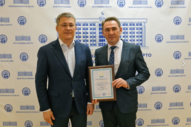 с главой республики Р.Хабировым