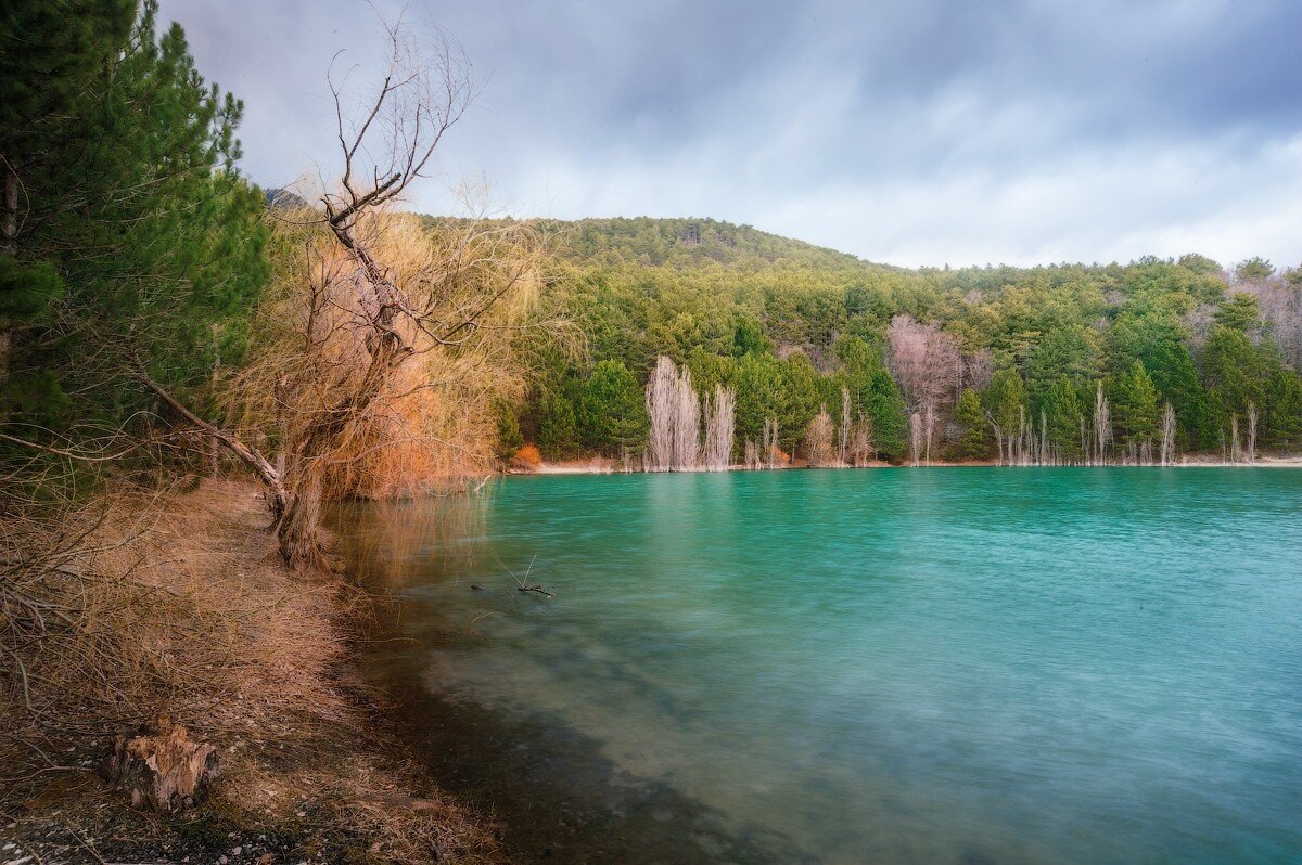 Фото бирюзовое озеро в крыму