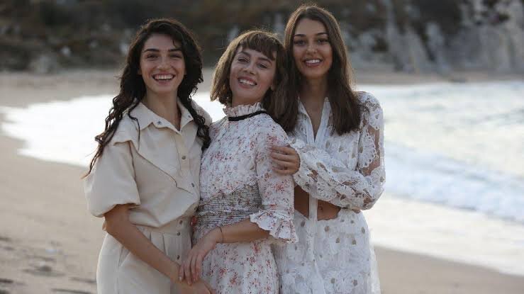 Сериал, который смотрю сейчас:"Alev alev".    фото с сайта sozcu.com.tr