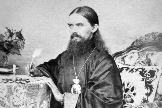 Имя святителя Феофана Затворника хорошо известно в православном мире.-2