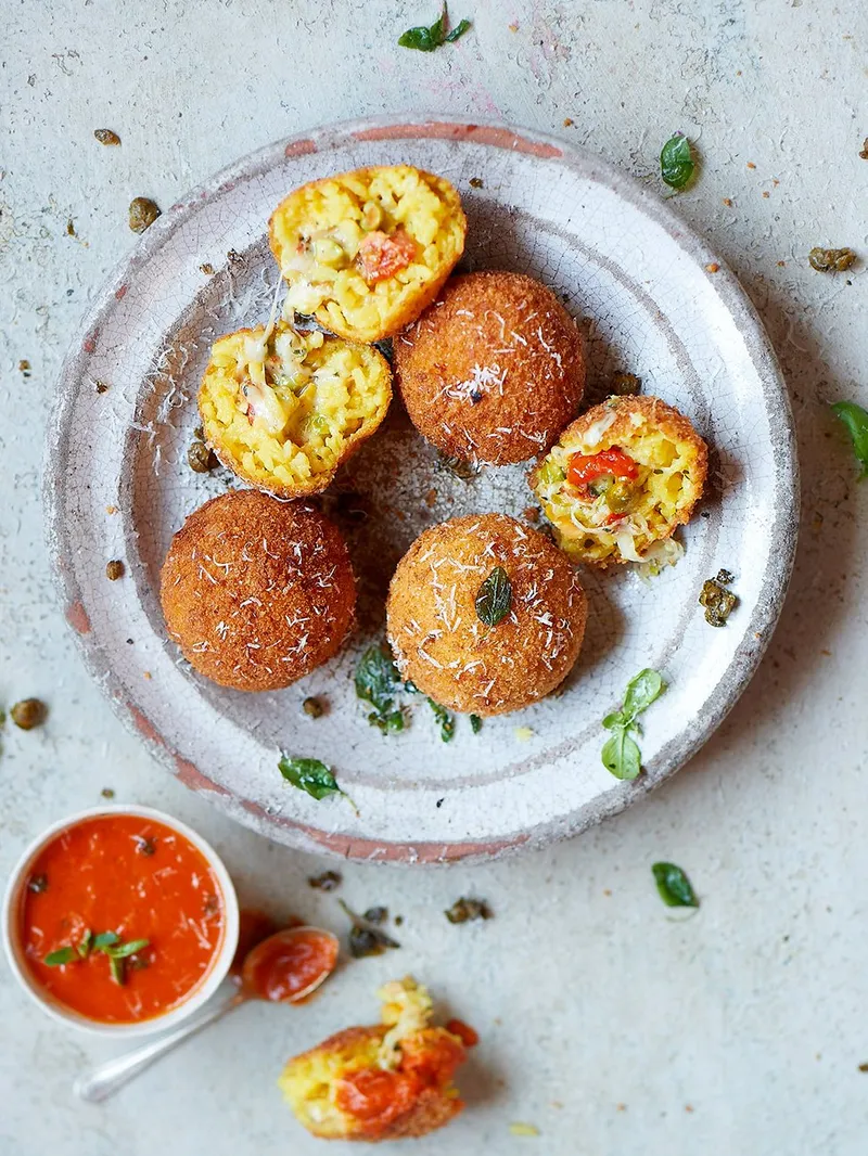 Arancini. Источник: jamieoliver.com