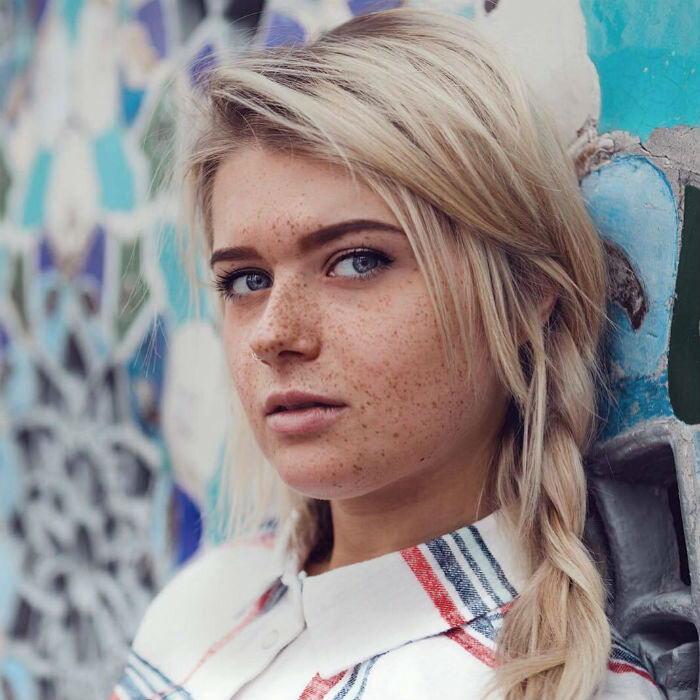 Можно вечно смотреть на огонь, на воду и на красивых девушек. Это наша победительница Софья Федорова. О ней в конце. Фото Яндекс.Картинки