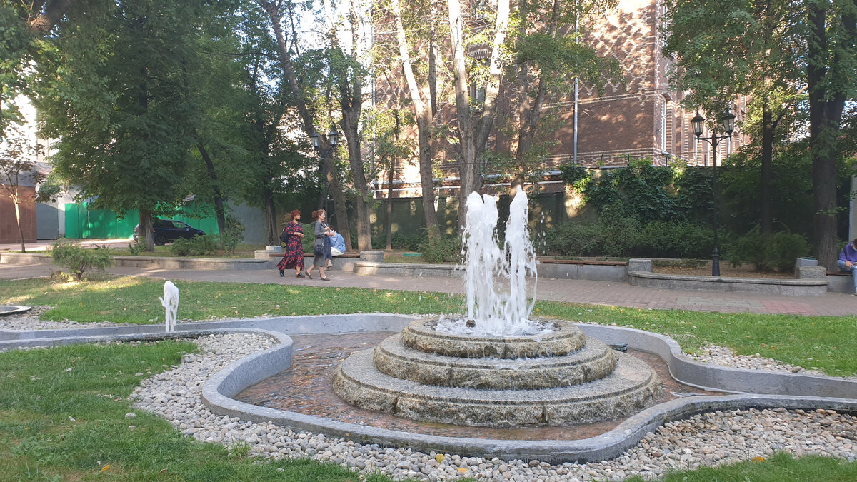 Сад Аквариум (авторское фото, июль 2021г.)