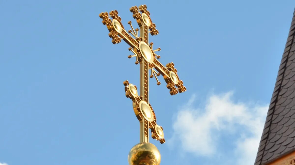 В эту светлую дату принято почитать умерших. Фото: Pxfuel.com