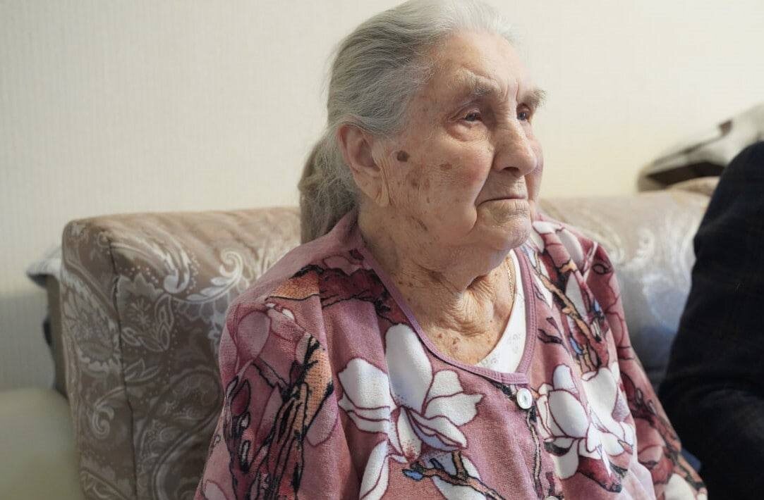    Игорь Сухарев навестил Героев социалистического труда в Бузулуке Марина Шарт