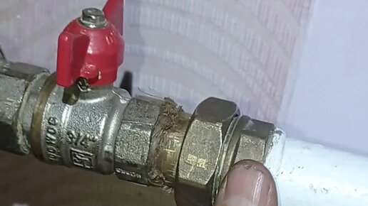 Сантехник из ЖКХ | ⛲Течь кран американки на радиаторе отопления. Как не ...