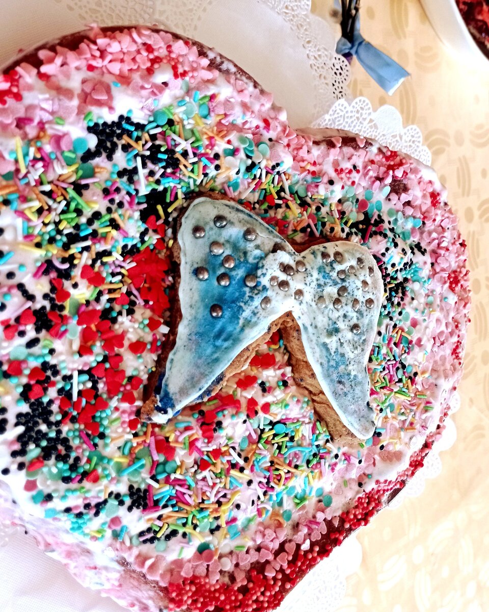 Тортик"крылья ангела" пекла к Пасхе в прошлом году