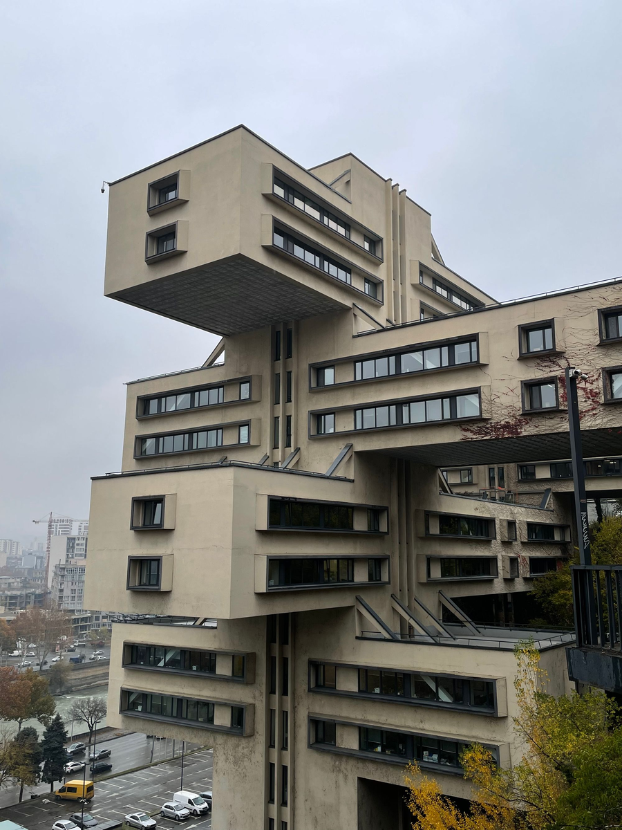 Адрес: 29a Iuri Gagarini St
