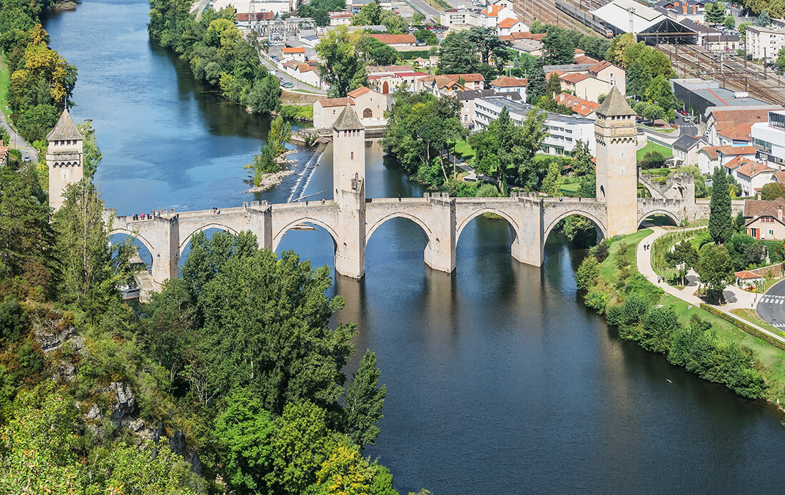 France lot. Мост Валантре в Каоре Франция. Cahors Франция. Каор Франция. Город Каор во Франции.