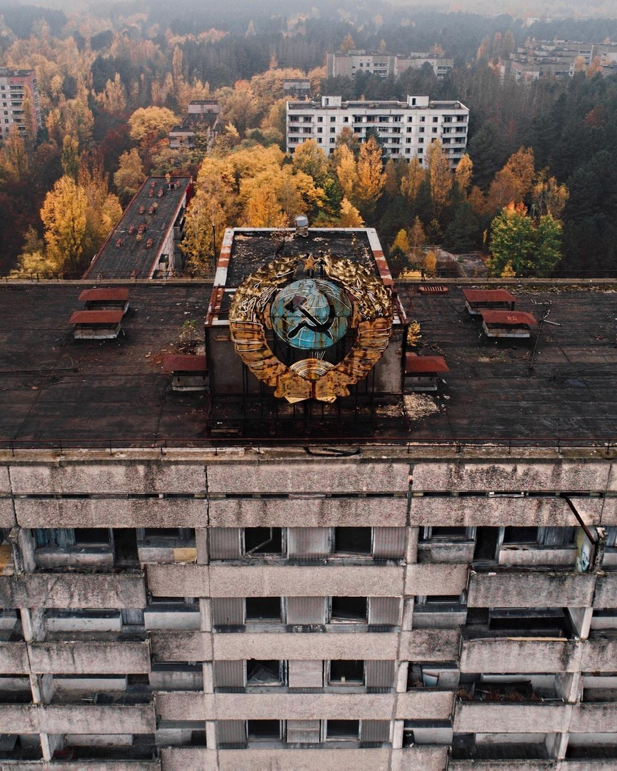Чернобыль зона отчуждения город Припять. Припять зона отчуждения 2021. Чернобыль город Припять. Город Припять и ЧАЭС. Чернобы