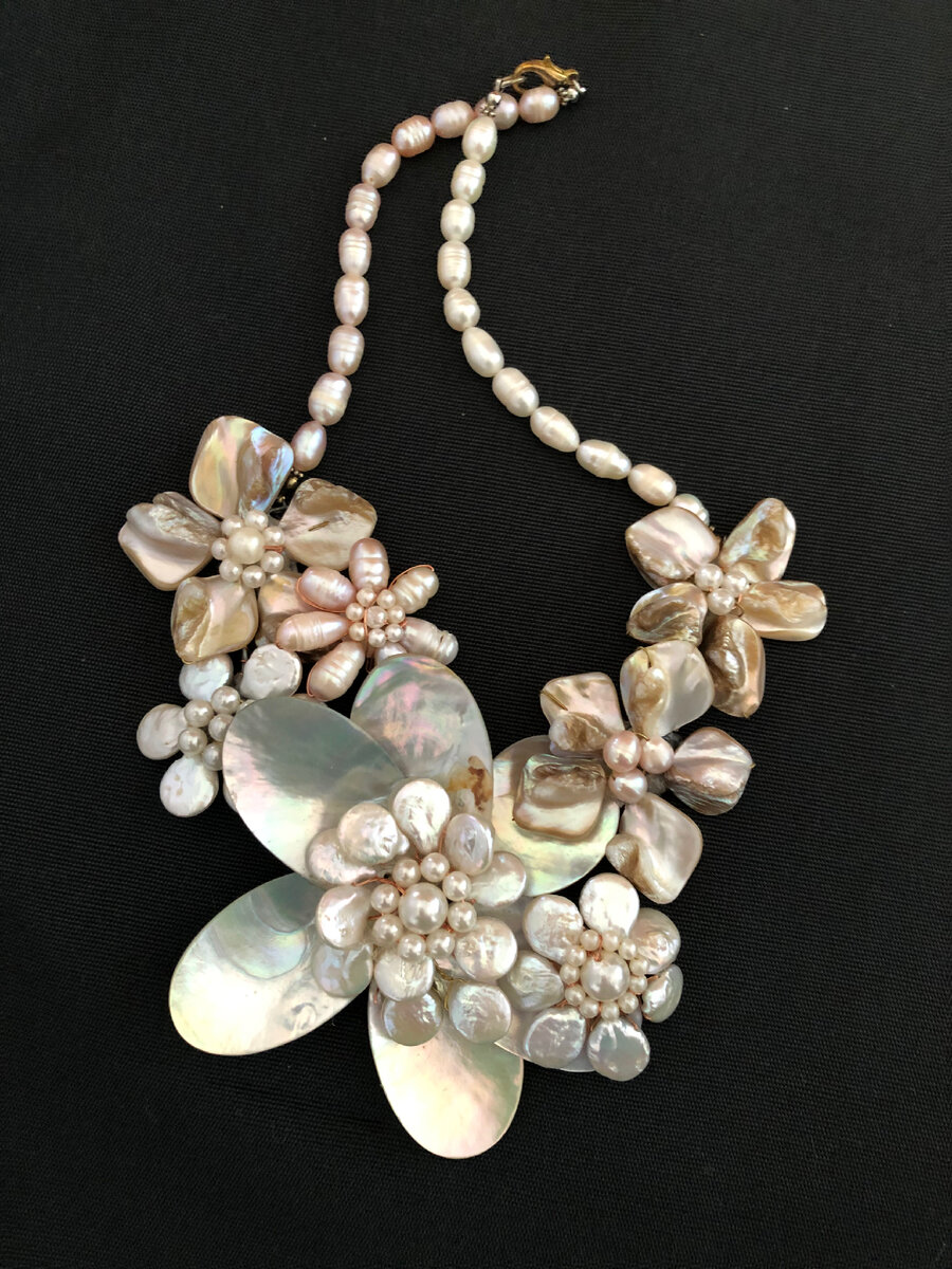 Здесь раковины и жемчуг! Фото  автора.