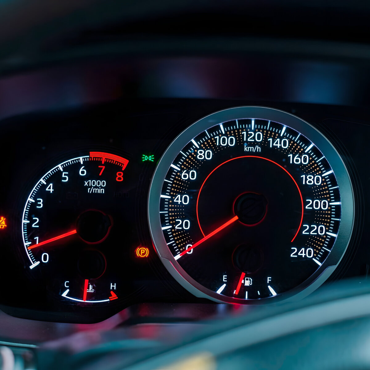 Вы знали, почему нельзя долго стоять на холостых оборотах? Самый точный ответ