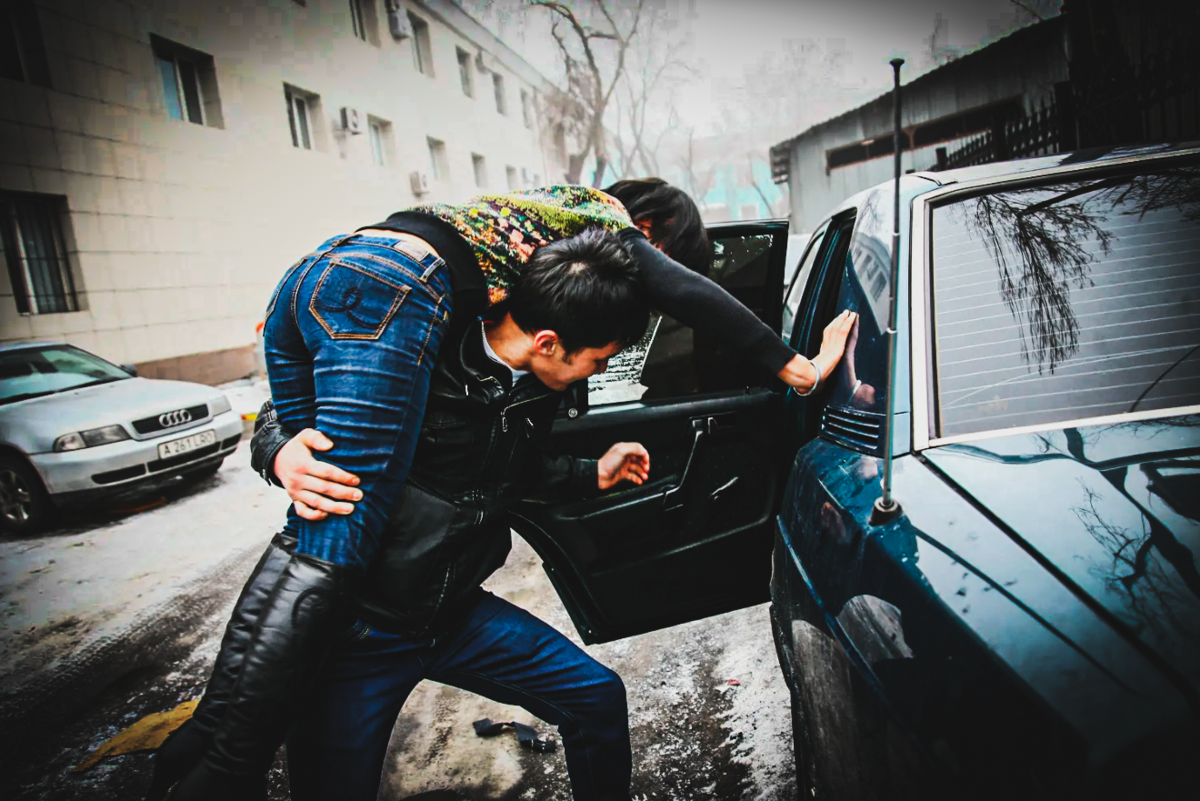 Ответы city-lawyers.ru: Если девушка села к незнакомцу в машину, то она готова к приключениям?