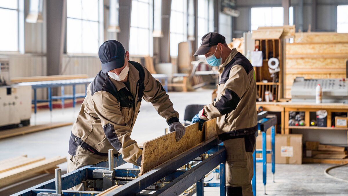    Югорских предпринимателей научат продвигать продукцию на экспорт