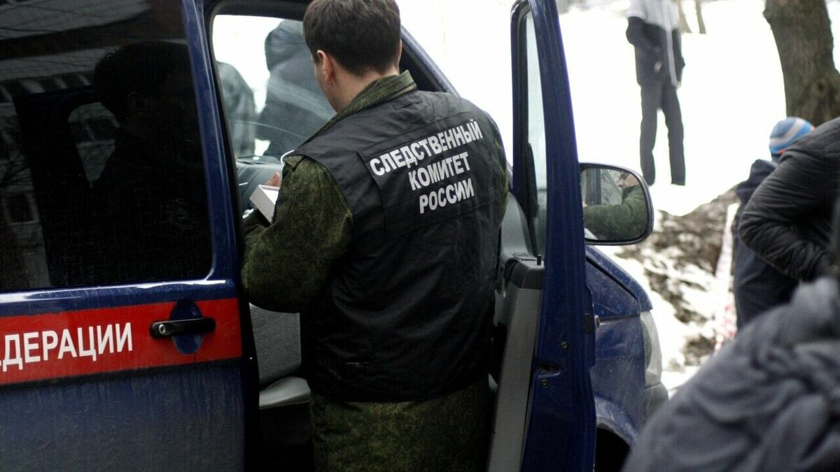     В Зеленодольске в одном из продуктовых магазинов рабочего насмерть придавило грузовым лифтом. Об этом сообщил Telegram-канал Mash Iptash.