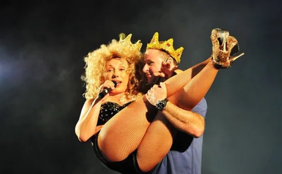 М-да... А с Гальцевым было все-же лучше. Поприличнее и поинтереснее как-то