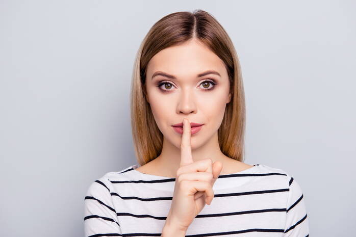 Почему необходимо меньше говорить, чтобы стать счастливой? 