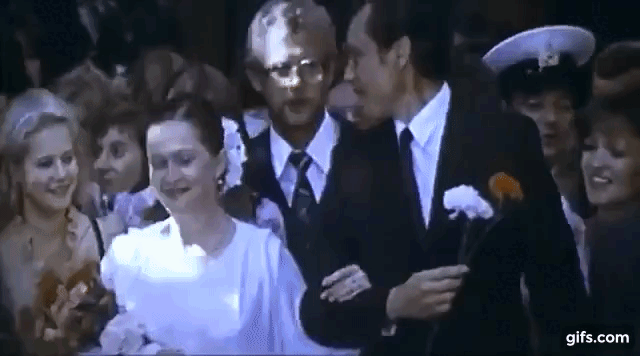 Хорошо, что этот джентльмен напомнил Вере, что она прекрасна