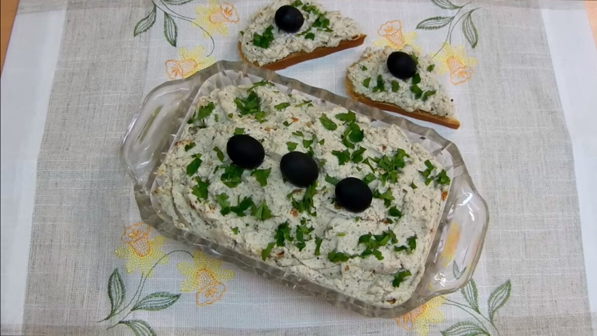 Паштет из куриной грудки.