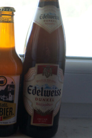 Edelweiss Dunkel в бутылке. Фото автора