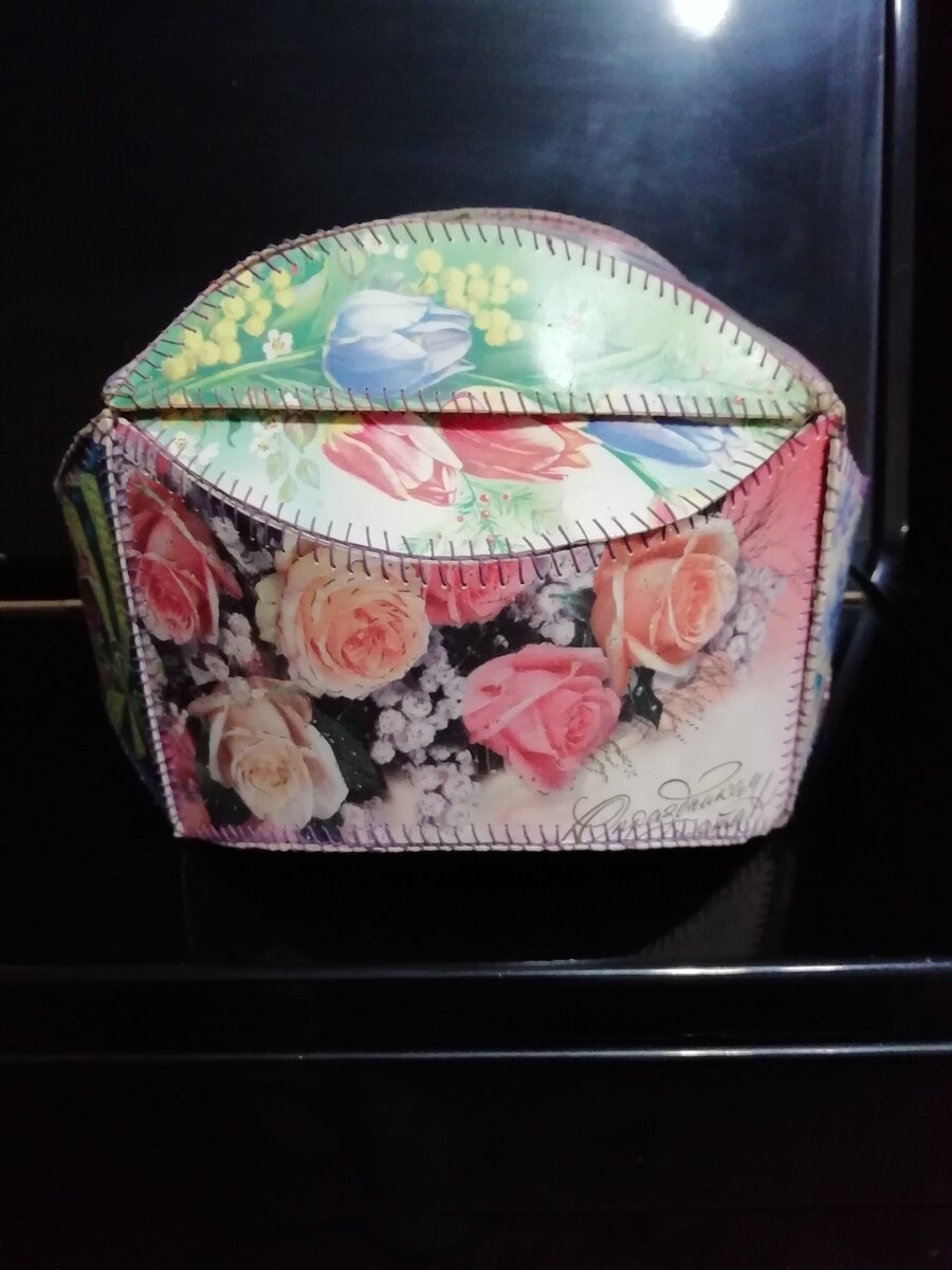 Шкатулка из открыток. 