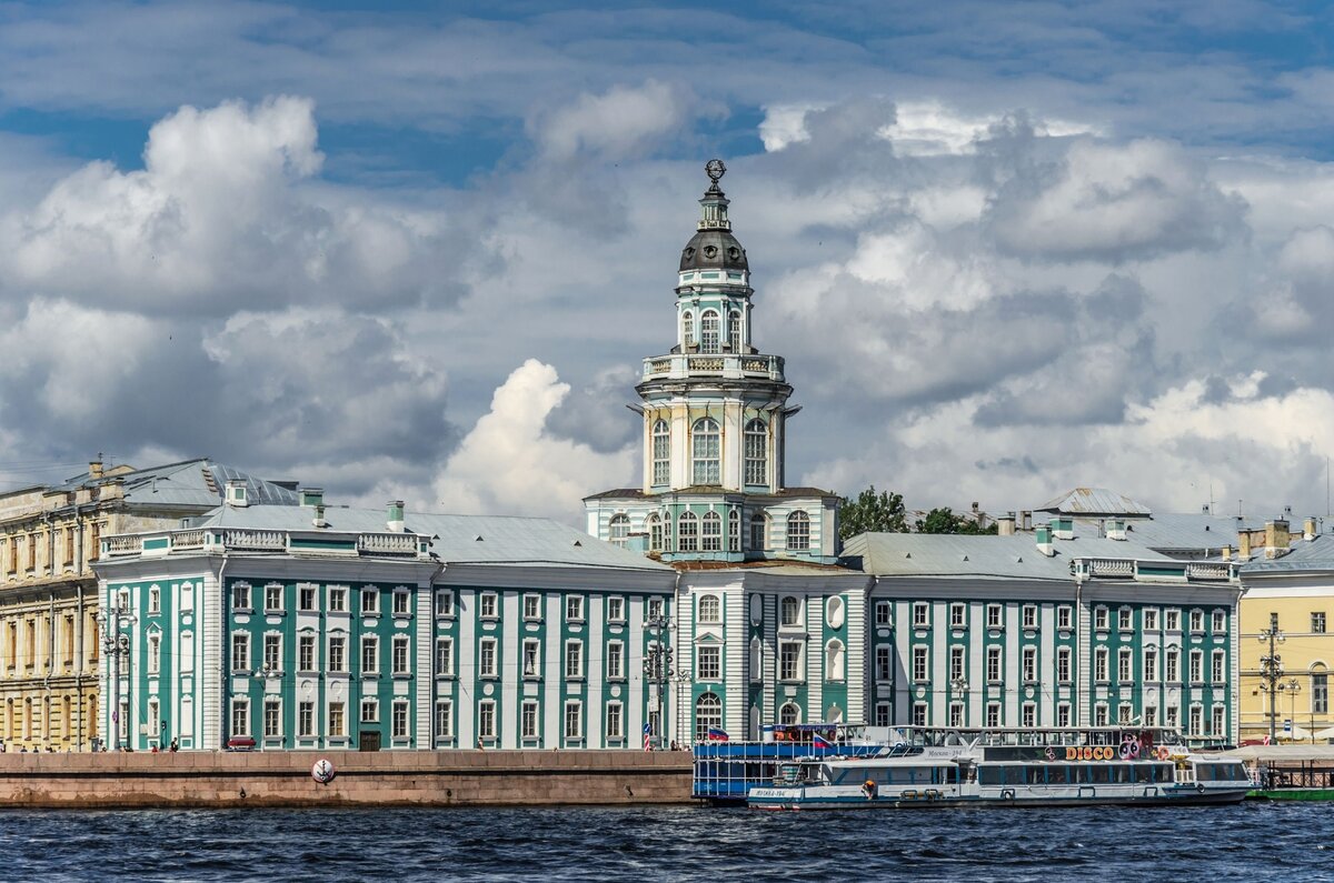  Музей антропологии и этнографии имени Петра Великого Российской академии наук 