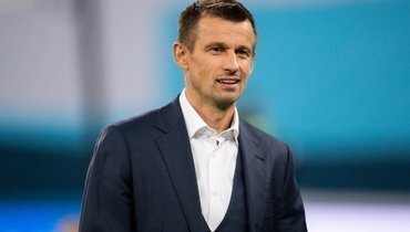  Известный отечественный тренер уверен: уход форварда «Зенита» Александра Кокорина в аренду в «Сочи» — единственно правильный шаг в сложившейся ситуации.«Много сил уходит на ситуацию вокруг Кокорина». Семак рассказал о главных событиях в «Зените»