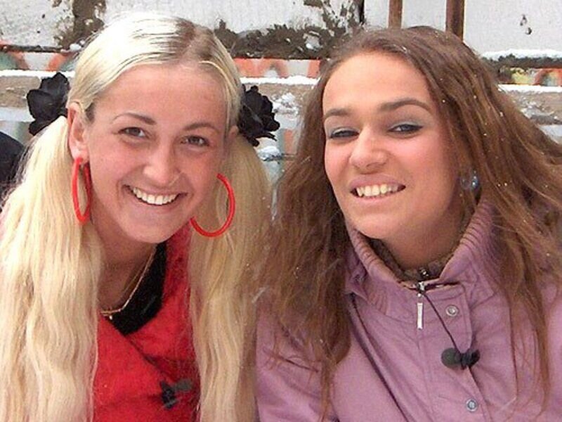 Ольга Бузова и Алена Водонаеав на «Доме-2». Фото: vokrug.tv