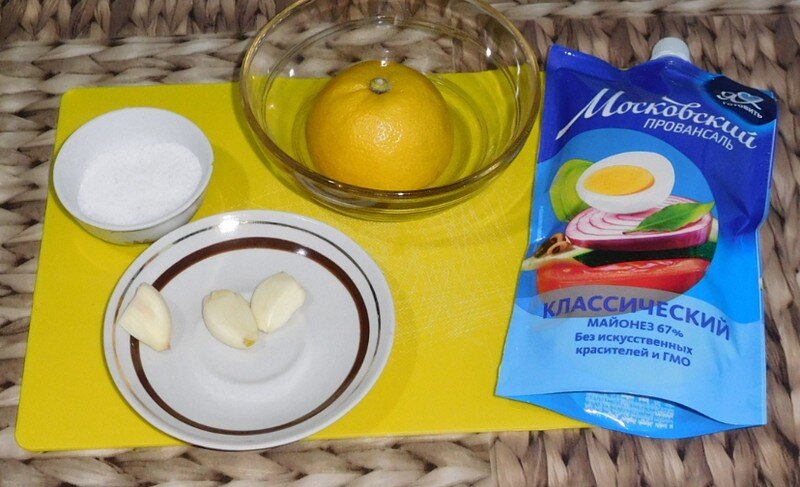 Продукты для чесночного соуса с майонезом