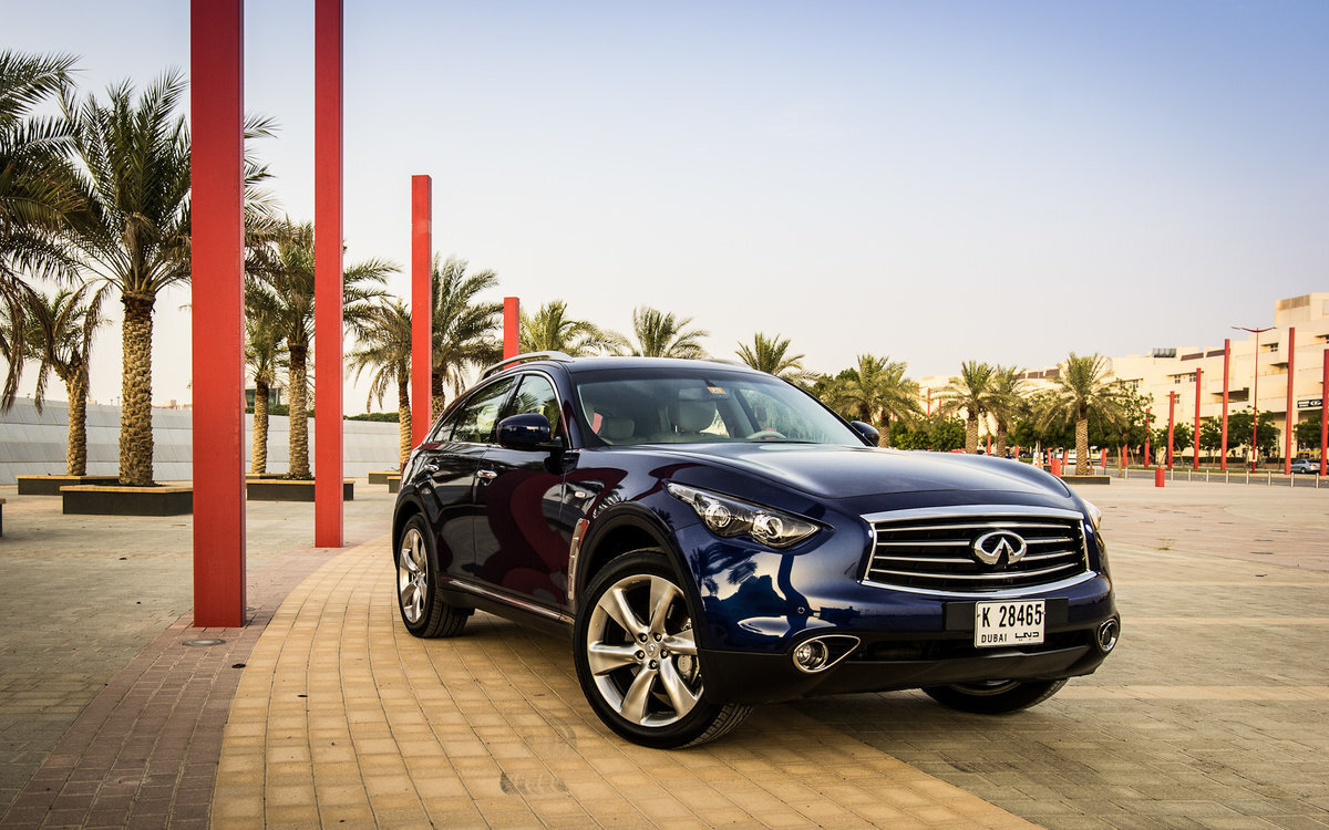 Infiniti fx35 обои на телефон