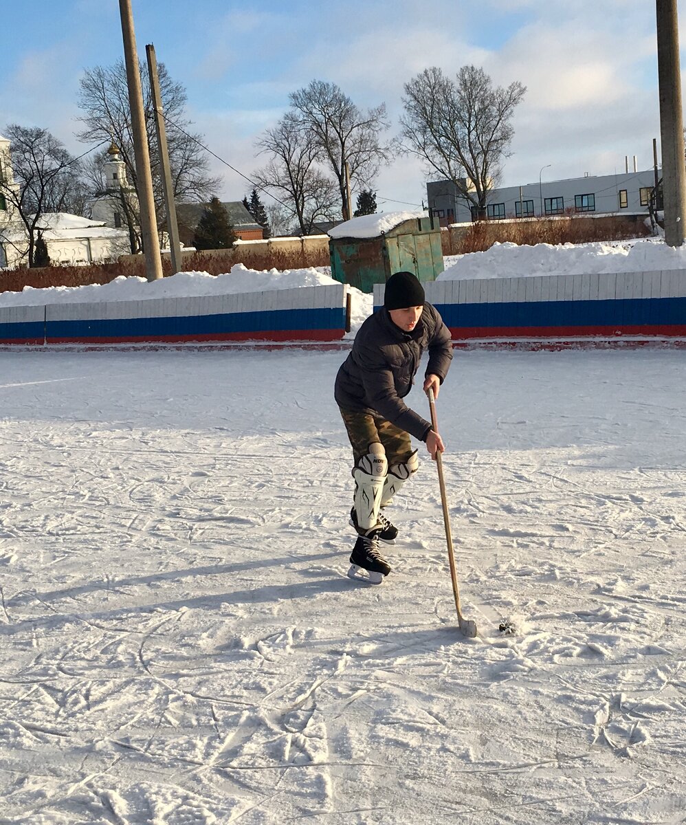 Только утро, а я уже на льду