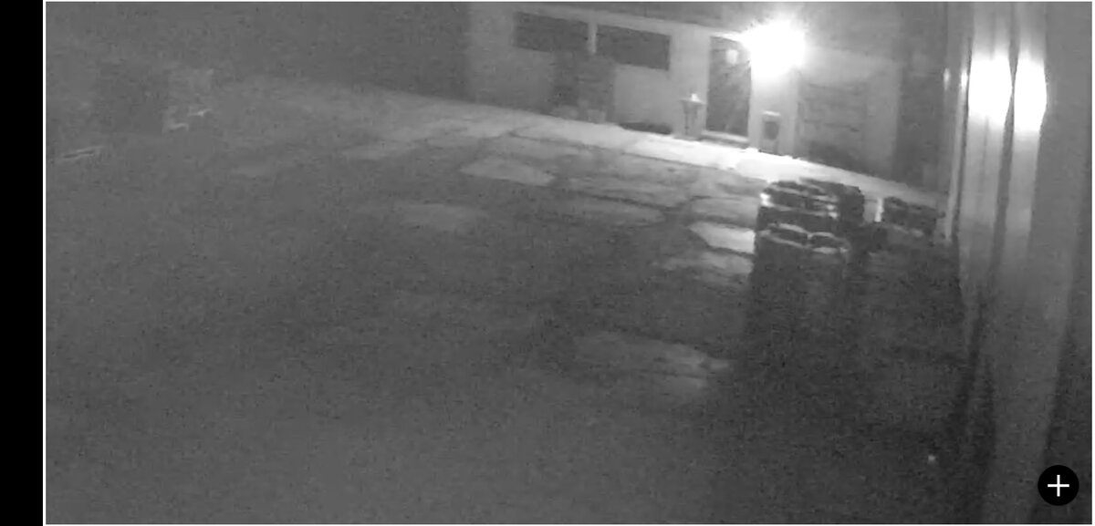 5Мп ночью (увеличение справа)