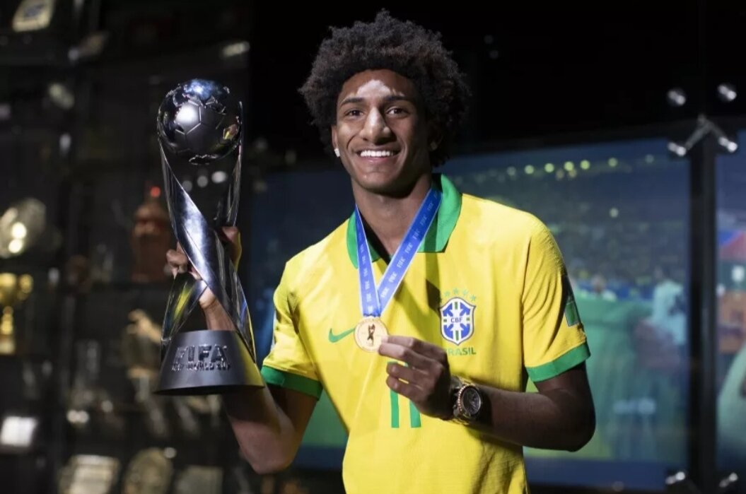 Таллес Магно