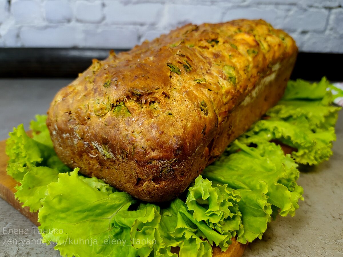 Аромат стоит в доме — не передаваемый, но есть будемм холодным. Именно холодным он становится таким вкусным, что можно язык проглотить.А если закрыть глаза, то вообще можно представить себя в ресторане☺!