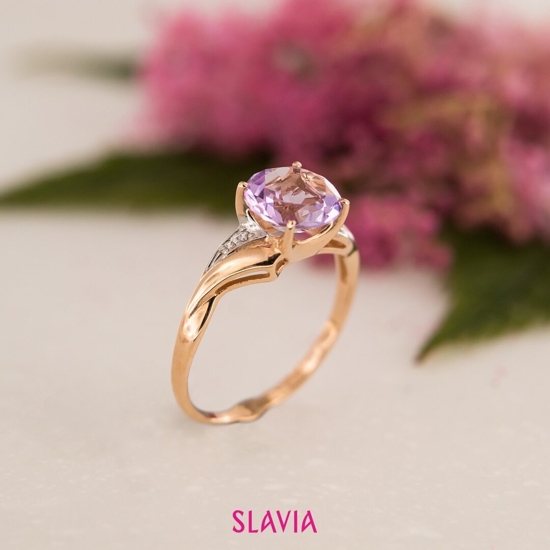 Золотое кольцо с аметистом и фианитом (арт. 715484)