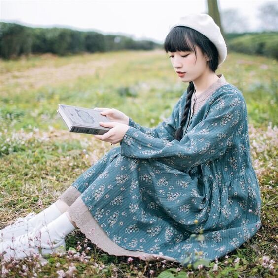Mori girl.  "60 rules of style"