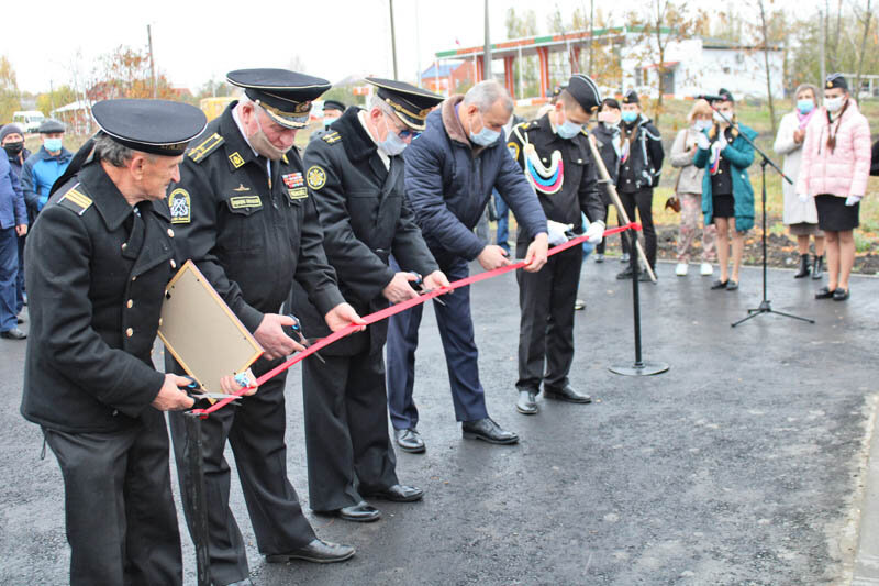 30.10.2020 - г. Новый Оскол, Парк Воинской славы - Торжественное открытие скульптурной композиции «Защитникам морских рубежей»