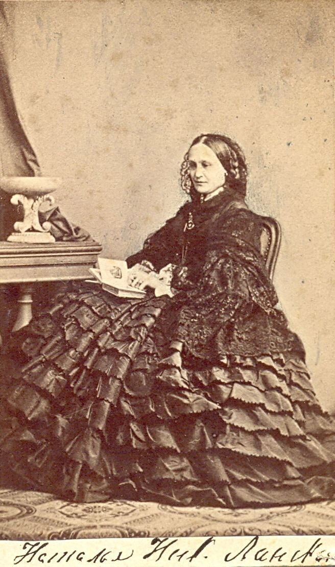 Неизвестный фотограф. Н. Н. Ланская, урожденная Гончарова (1812-1863). Позитив коричневый, картон. Ницца. 1862/63 гг.    