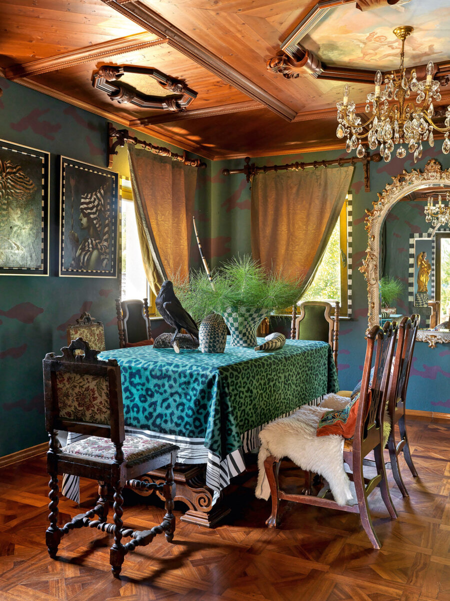 Любые фрукты могут быть украшением стола.