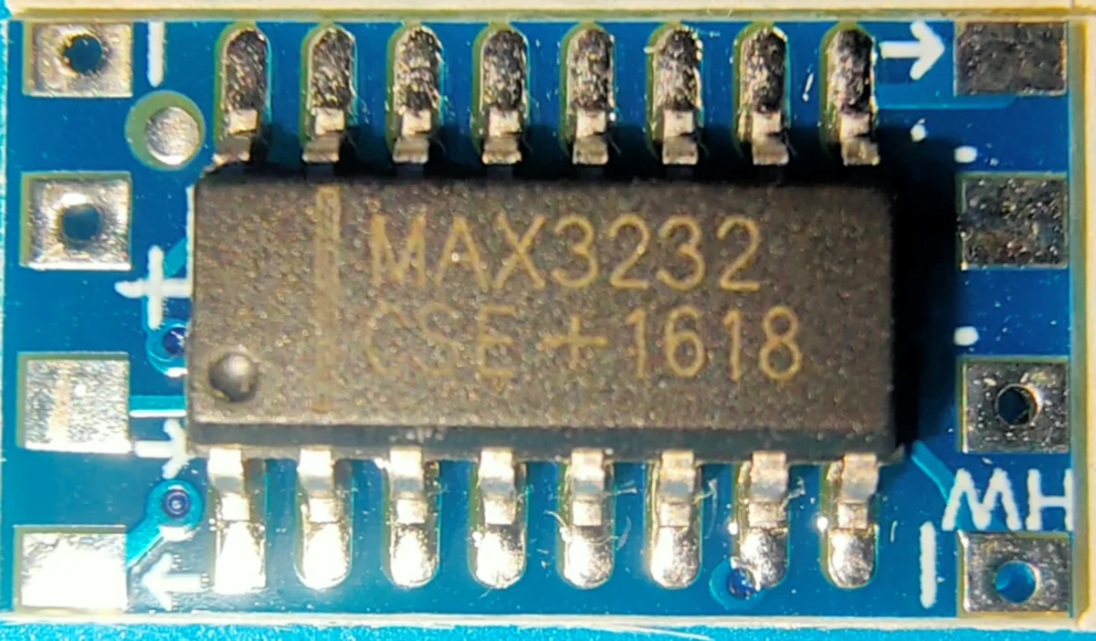 MAX 3232