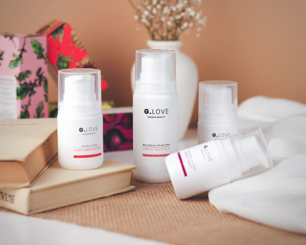 Ночной крем c ретинолом Sunflower Retinol (1100 руб.), сплэш-тоник Urban Ruccola (800 руб.), крем-гель для лица с экстрактом свёклы Sweet Beet (900 руб.)