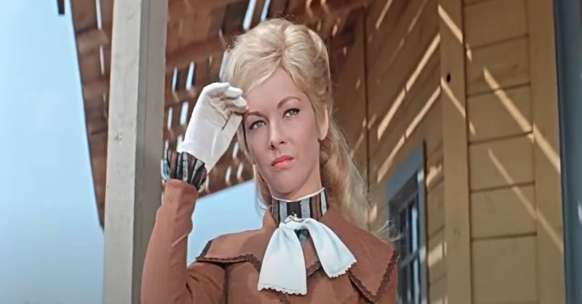 Кадр из кинофильма "След сокола", 1968 г., режиссер Готтфрид Кольдиц, сценарист  Гюнтер Карл, композиторы Вольфганг Мейер, Карл-Эрнст Зассе (скриншот)