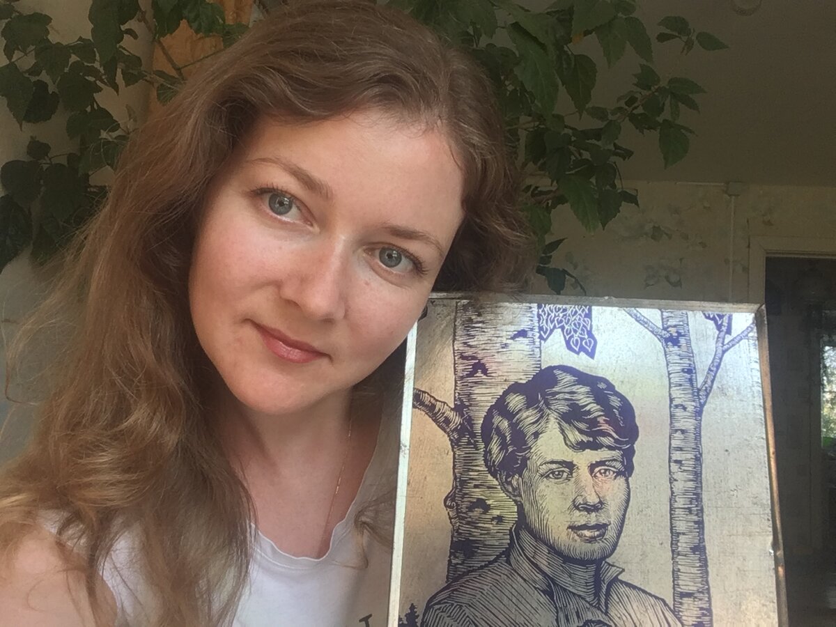 Ваш автор творит на даче с любимым поэтом