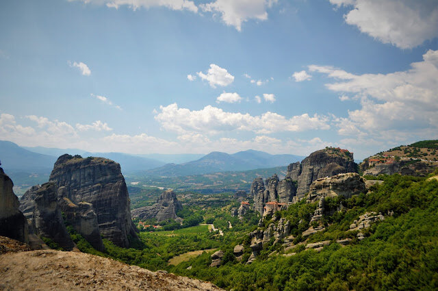 Метеоры, скалы святости.
