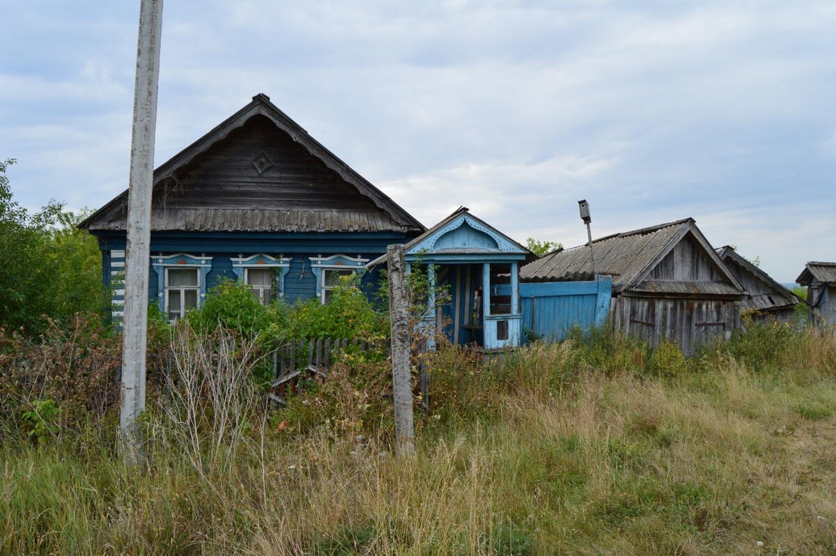 100 тыс. рублей. Фото автора